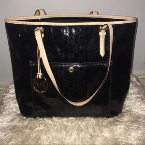 MICHAEL KORS PATENT LOGO TOTE